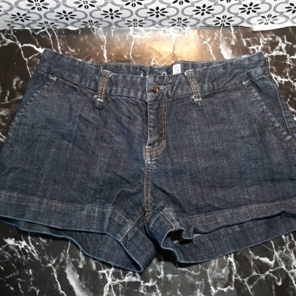 American Rag Curvy 7 denim shorts
